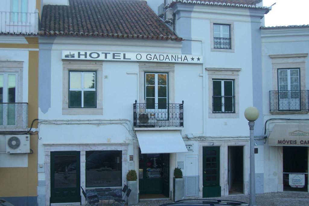 Hotel O Gadanha Ештремош Номер фото